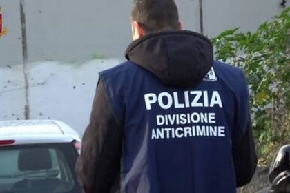 cataniapost-polizia-divisione-anticrimine