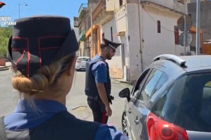 posto di blocco carabinieri paternò